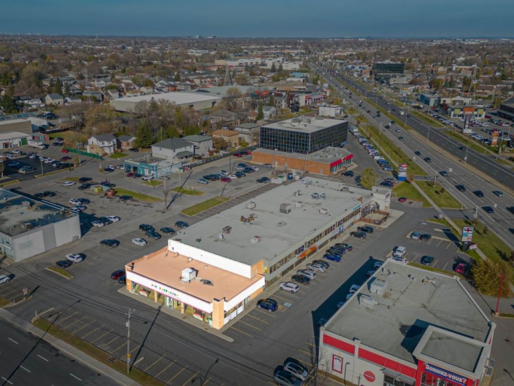 Espace commercial et bureaux � louer Brossard
