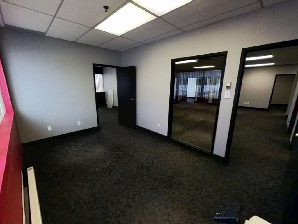 Espace de bureaux � Lebourgneuf - 4715-243 avenue des Replats