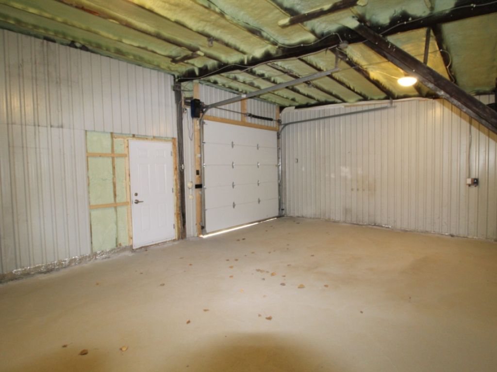 Garage � louer � Parc industriel Saint-Malo (450 pi�)