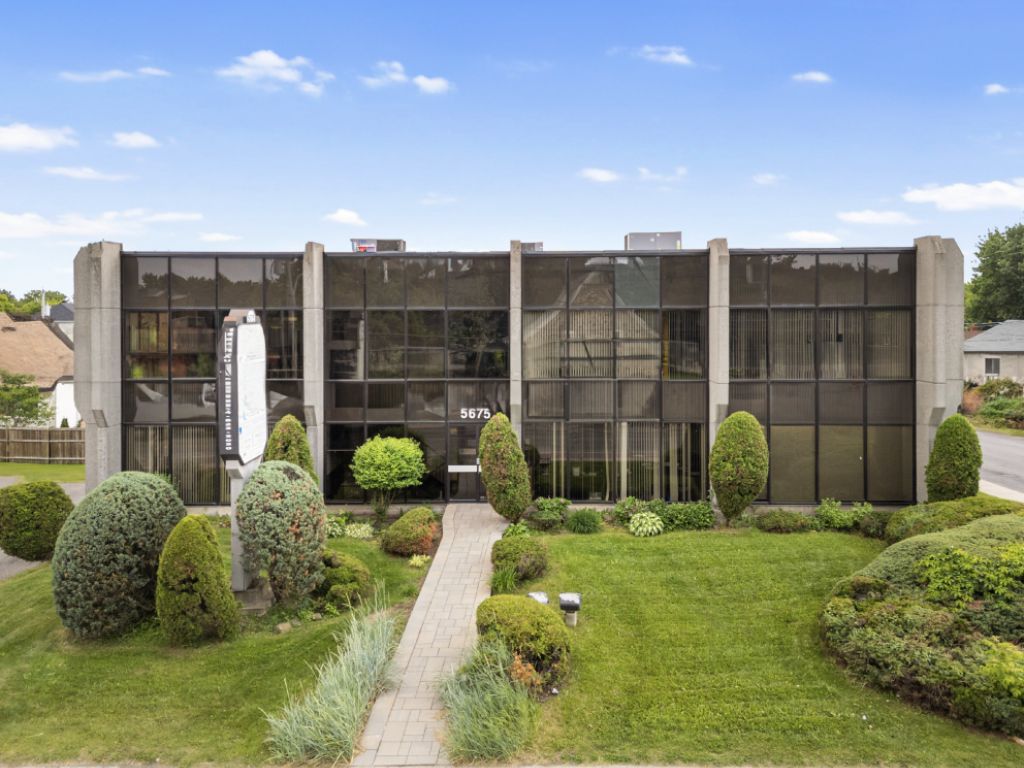 ESPACE DE COWORKING MODERNE � LOUER