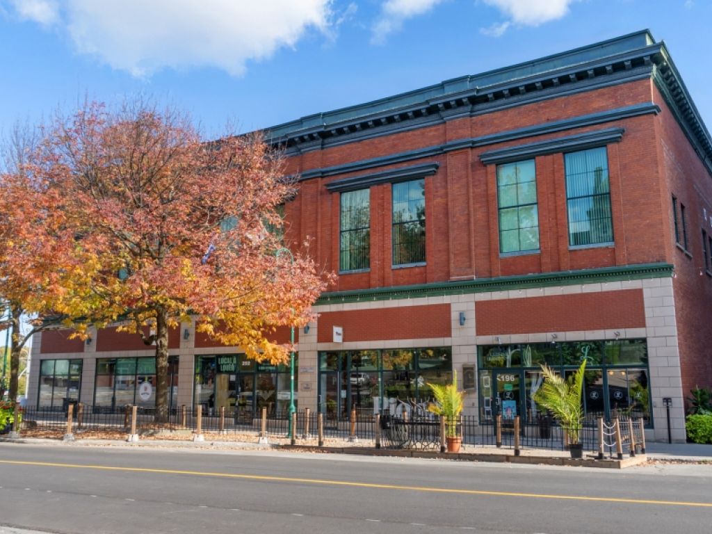 196-202 rue Wellington Nord