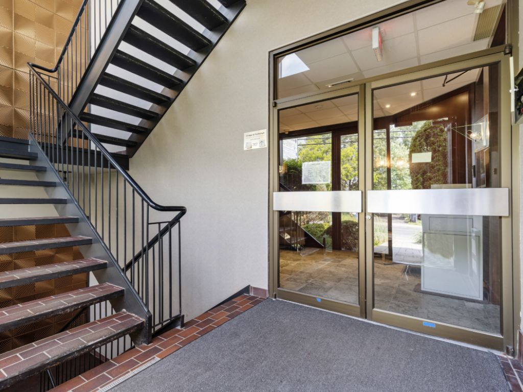 Espace de coworking moderne � louer