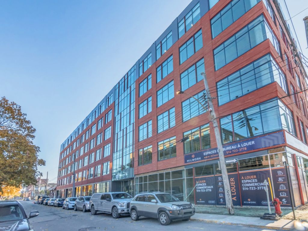 MILWORK-Espaces de bureau de haute qualit� � louer au c�ur du Mile-Ex