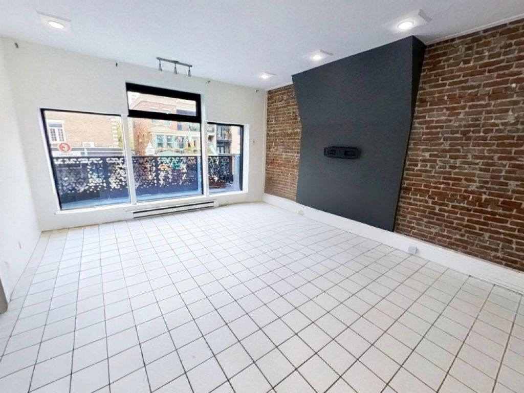 Espace de bureau lumineux � Avenue Cartier