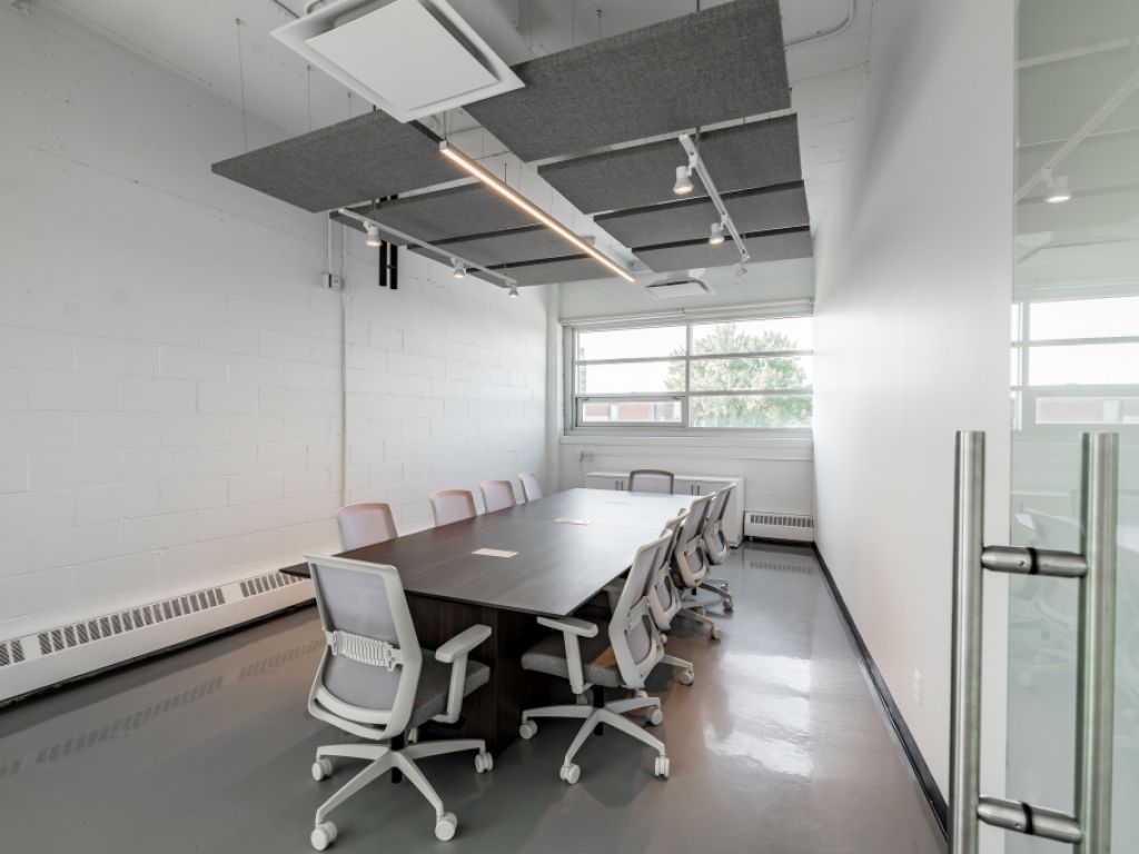 BUREAUX LOFTS DANS LE HUB IA