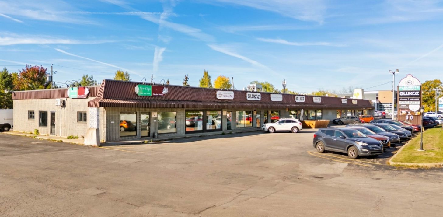 Local commercial de coin 1307 pc Delson - &Agrave; louer