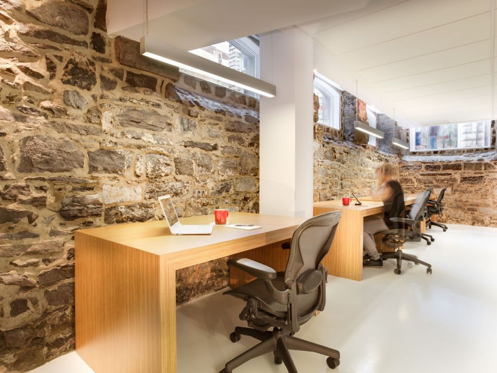 Bureaux � louer TOUT INCLUS � Vieux Montr�al � un mois GRATUIT