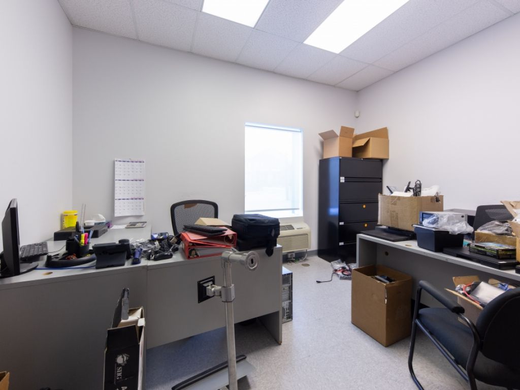 Espace industriel cl� en main dans un secteur strat�gique de Boisbriand